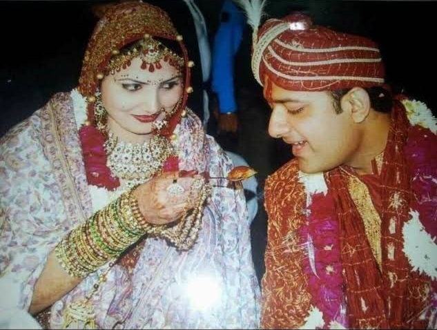 मशहूर न्यूज़ एंकर चित्रा त्रिपाठी और उनके पति अतुल अग्रवाल का हुआ तलाक, एक्स पर दी जानकारी