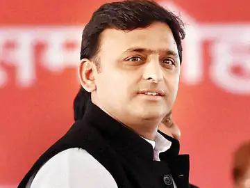 बदायूं महिला अस्पताल में नवजातों की मौत पर अखिलेश यादव ने ब्रजेश पाठक को घेरा, कहा- ‘अपने मंत्रालय पर दें ध्यान’