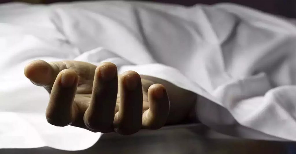 बदायूं में प्राइवेट अस्पताल में उपचार के दौरान गर्भवती की मौत; लापरवाही का आरोप, हंगामा