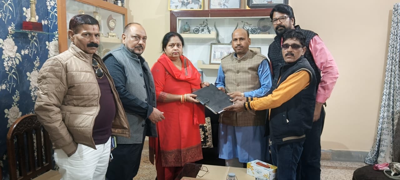 दुर्गेश वर्मा मानवाधिकार संरक्षण प्रतिष्ठान की चौथी बार जिलाध्यक्ष बनी