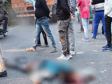 बदायूं में बस की टक्कर से बाइक सवार की मौत; अंतिम संस्कार से लौटते समय हुआ हादसा