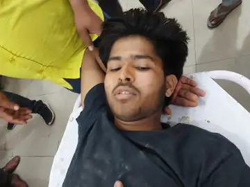 बदायूं में सभासद के नाबालिग भतीजे को गोली मारी; क्रिकेट के दौरान हुआ था झगड़ा, ट्रामा सेंटर रेफर