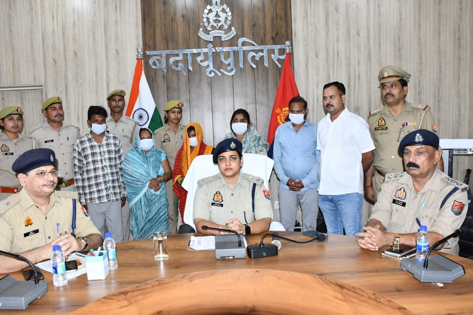 बदायूं पुलिस का गुडवर्क; शादी समारोह से अगवा मासूम आगरा से बरामद, नर्स समेत 5 गिरफ्तार