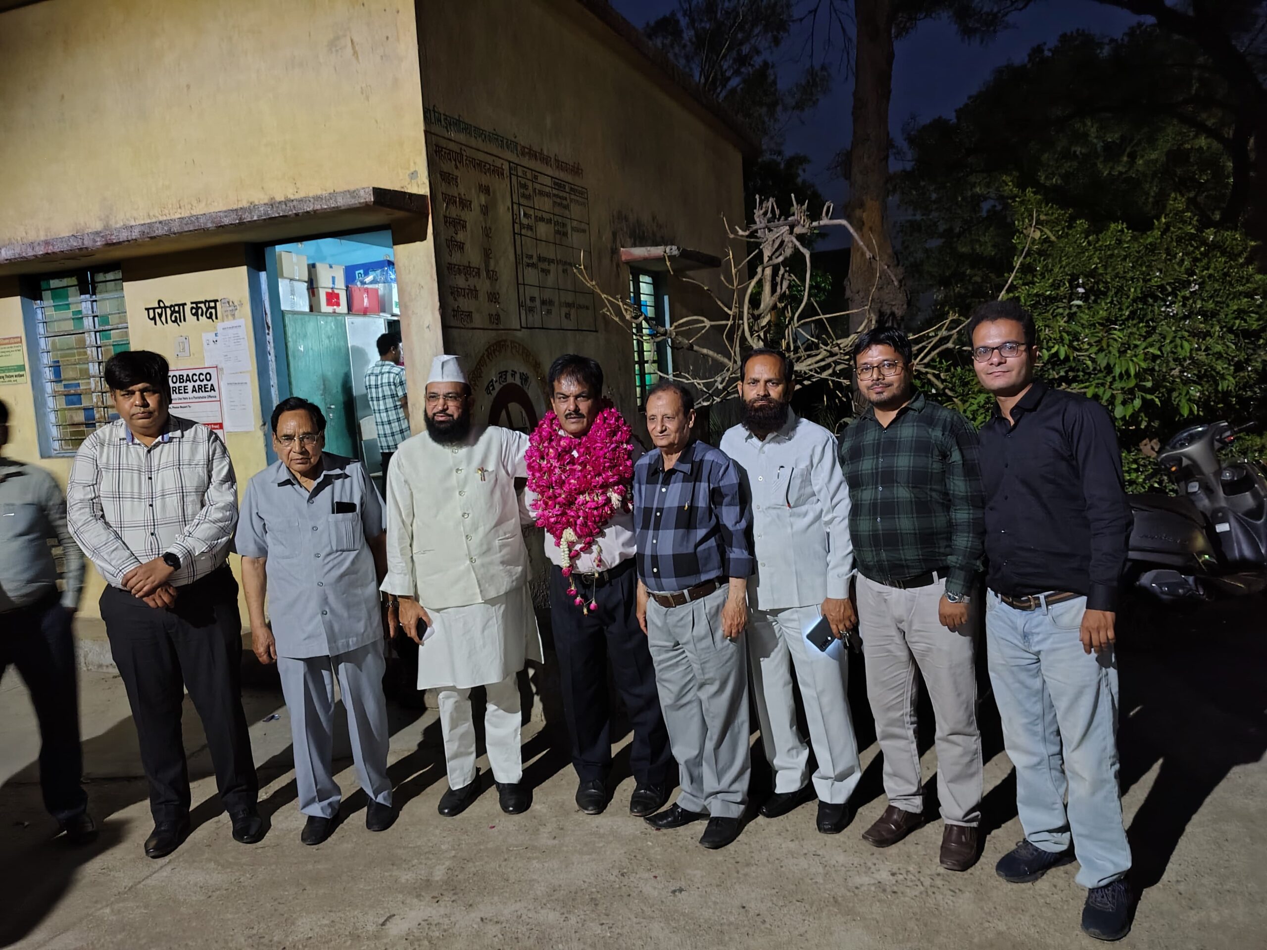 हाफिज सिद्दीक इस्लामियां कॉलेज के प्रधानाचार्य अब्दुल सुबूर सेवानिवृत्त, स्टाफ ने दी विदाई