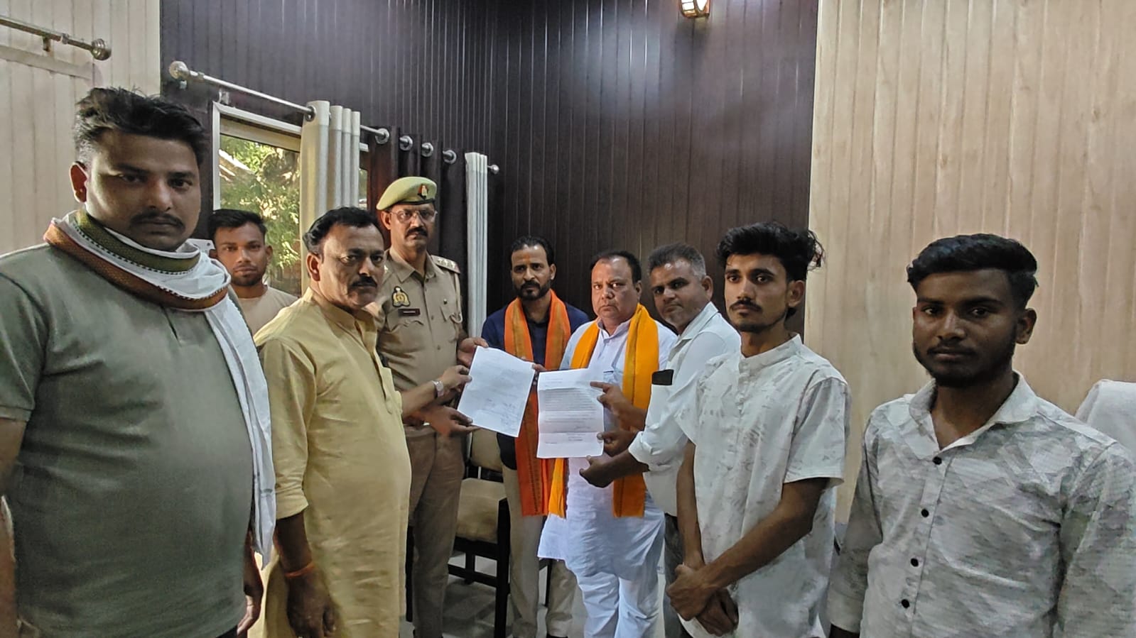 ककराला में मदरसे के वार्षिकोत्सव पर विवाद; हनुमान के पात्र को लेकर धार्मिक भावनाएं आहत का आरोप