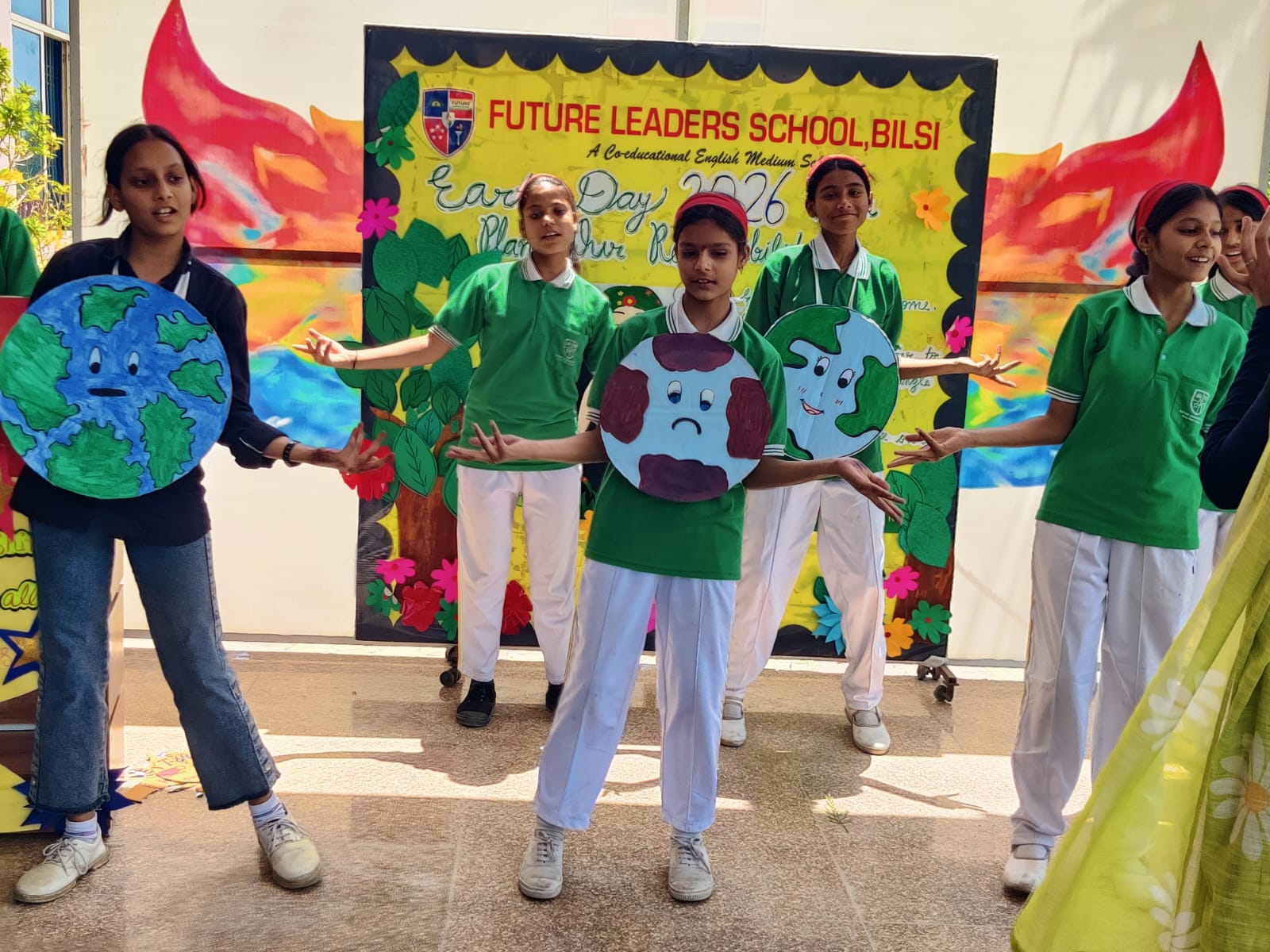 फ्यूचर लीडर्स स्कूल में मनाया गया पृथ्वी दिवस, इस वर्ष का थीम “हमारा गृह-हमारी जिम्मेदारी” रखा गया