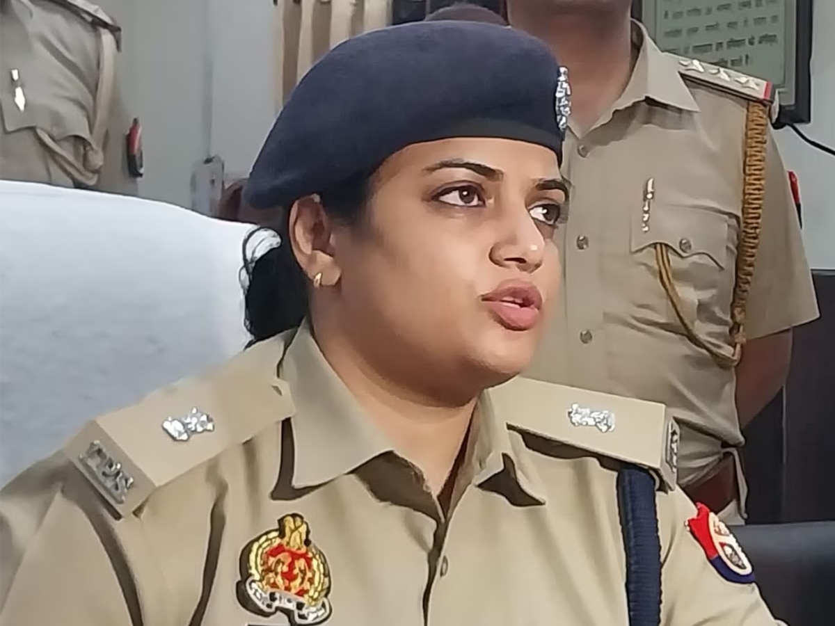 बदायूं में इंस्पेक्टर समेत 3 लाइन हाजिर; SSP ने दर्जनभर निरीक्षकों और उपनिरीक्षकों के कार्यक्षेत्र बदले