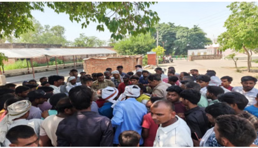 सहसवान के सरसोता कुंड में मिला युवक का शव; हत्या की आशंका, पुलिस जांच में जुटी