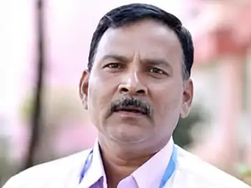 NEET पेपर लीक में पुणे का केमेस्ट्री प्रोफेसर अरेस्ट; CBI ने मास्टरमाइंड बताया, छात्रों को सवाल बताने का आरोप