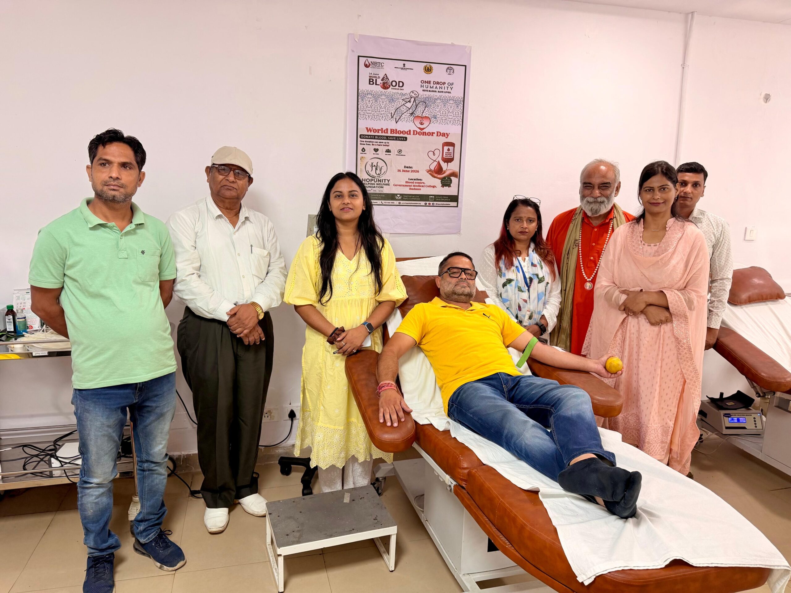 विश्व रक्तदाता दिवस पर राजकीय मेडिकल कॉलेज में शिविर का आयोजन, 15 लोगों ने किया रक्तदान