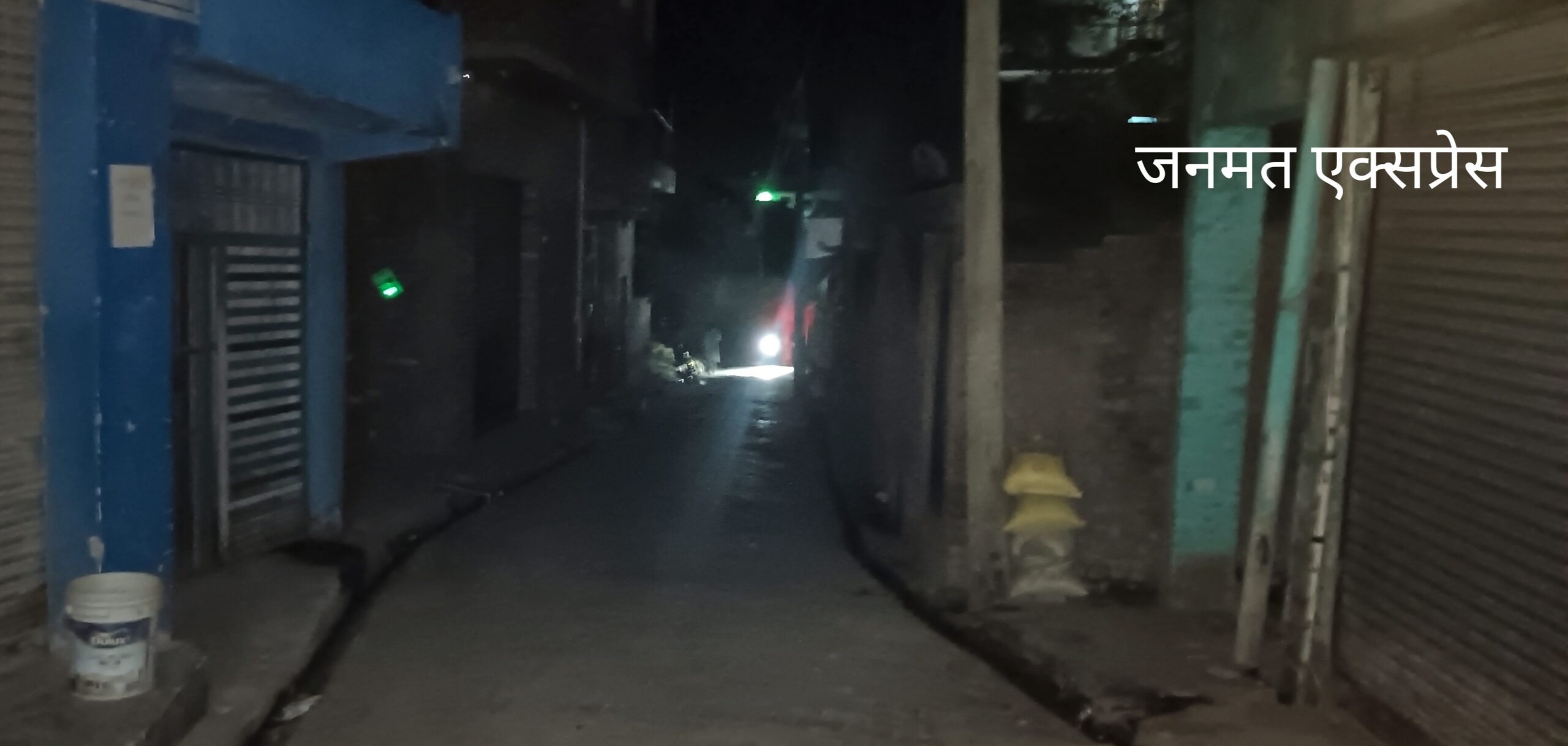 मोहर्रम के जुलूस की तैयारी; लेकिन उसहैत की हुसैनी गली में छाया अंधेरा, जिम्मेदार चुप