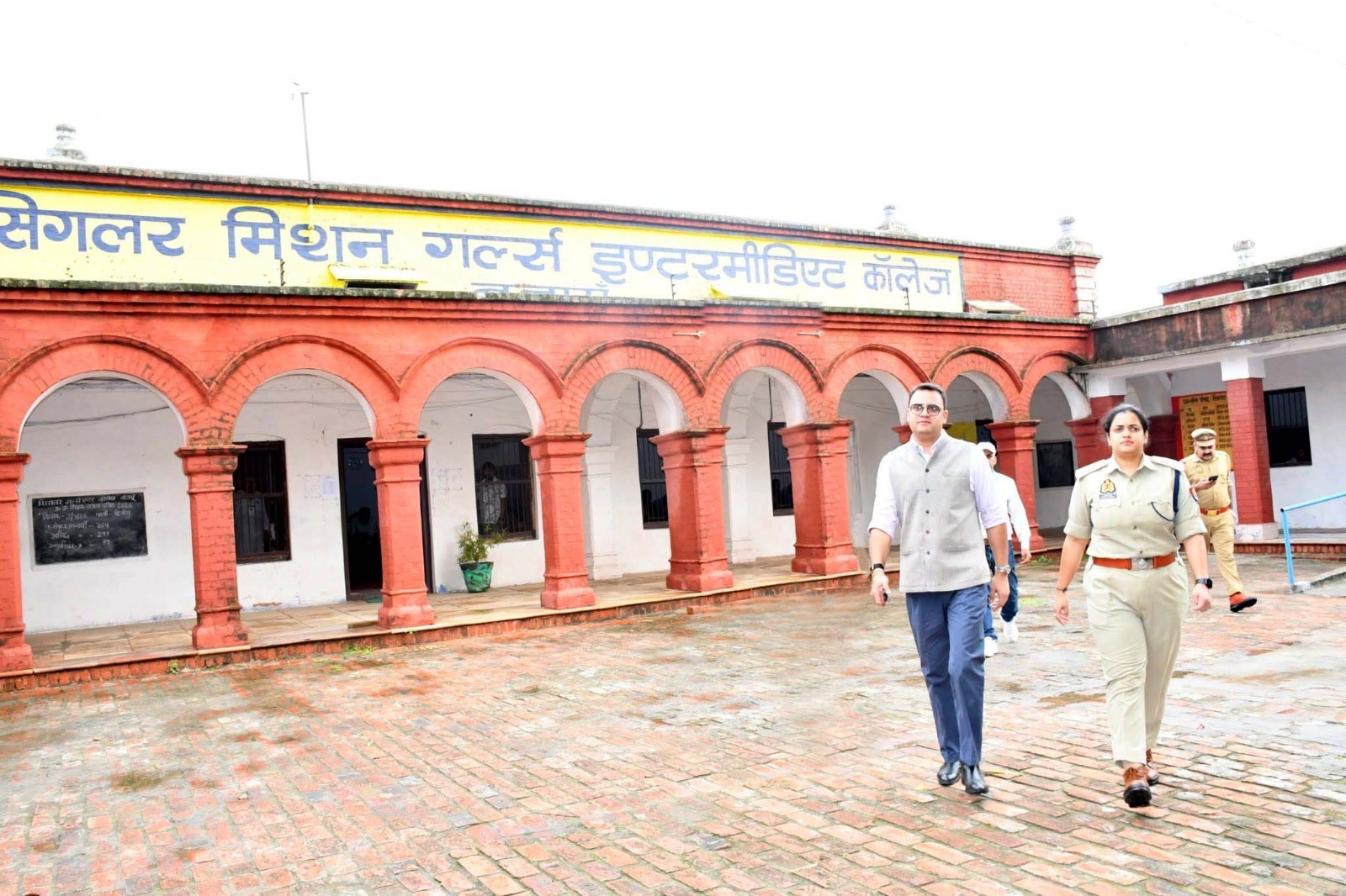 बदायूं जिले में यूपी टेट परीक्षा संपन्न; पहले दिन 82 प्रतिशत अभ्यार्थियों ने दी परीक्षा