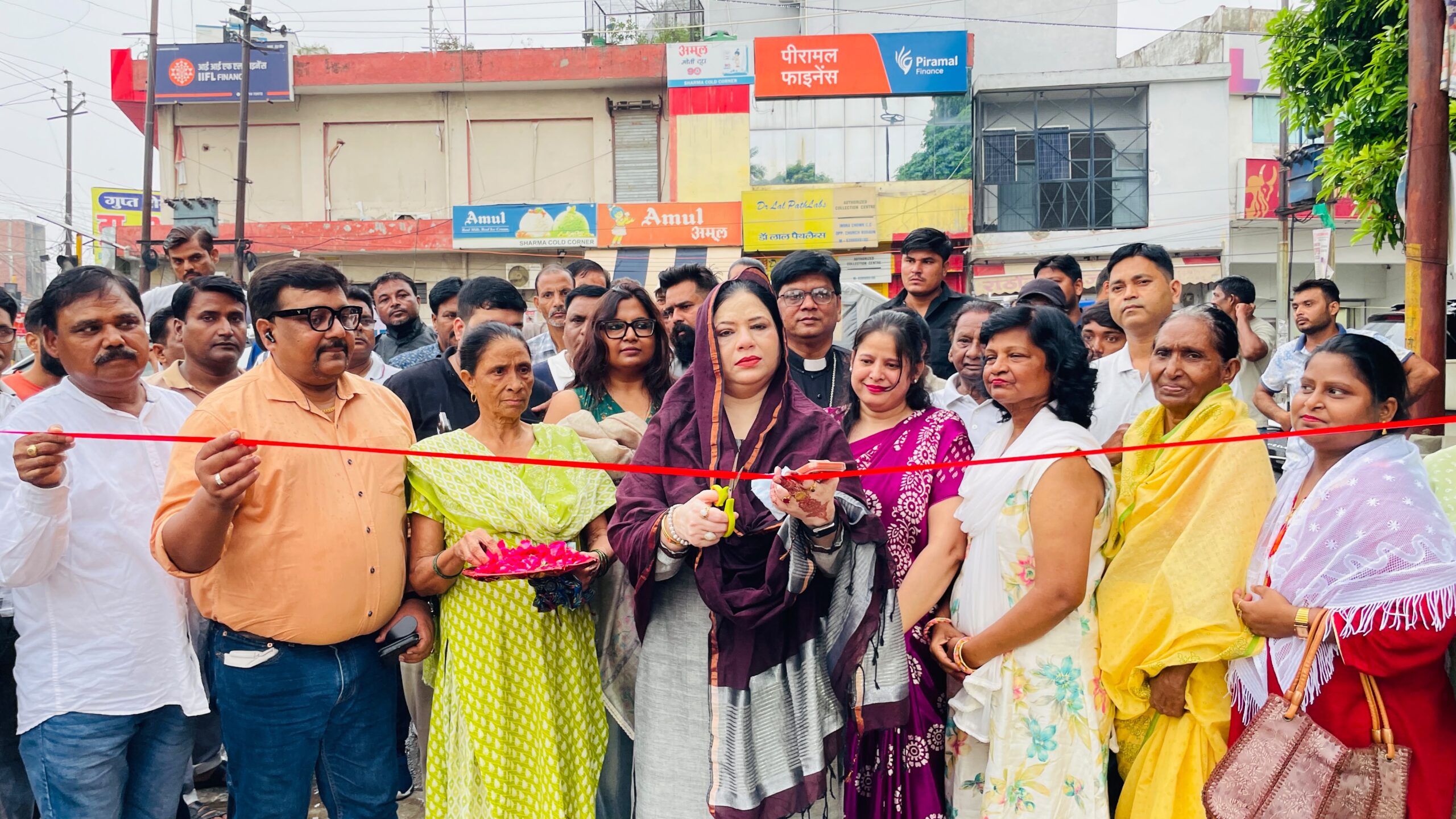 नई सराय और मेथोडिस्ट चर्च को सड़क व नाली निर्माण की मिली सौगात, चेयरमैन बोलीं- हर वार्ड तक पहुंचेगा विकास