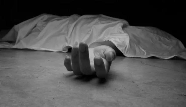 बदायूं में ट्यूबवेल के पास पड़ा मिला युवक का शव, परिजनों ने नहीं कराया पोस्टमॉर्टम